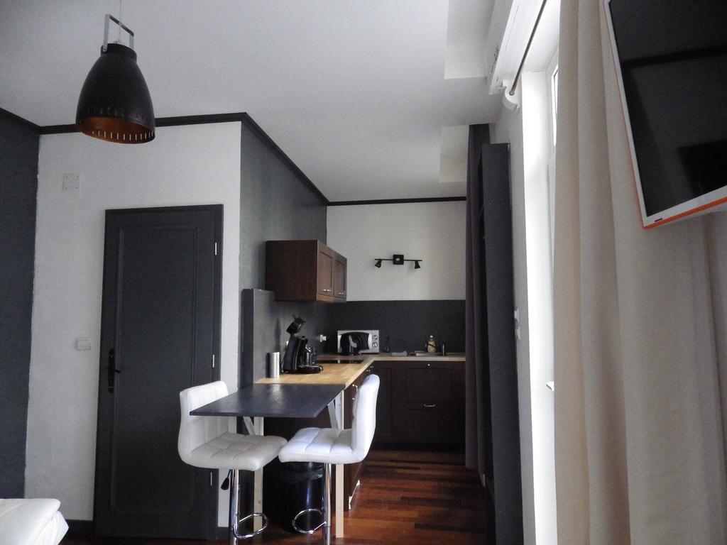 Apartment Charmant Studio A *